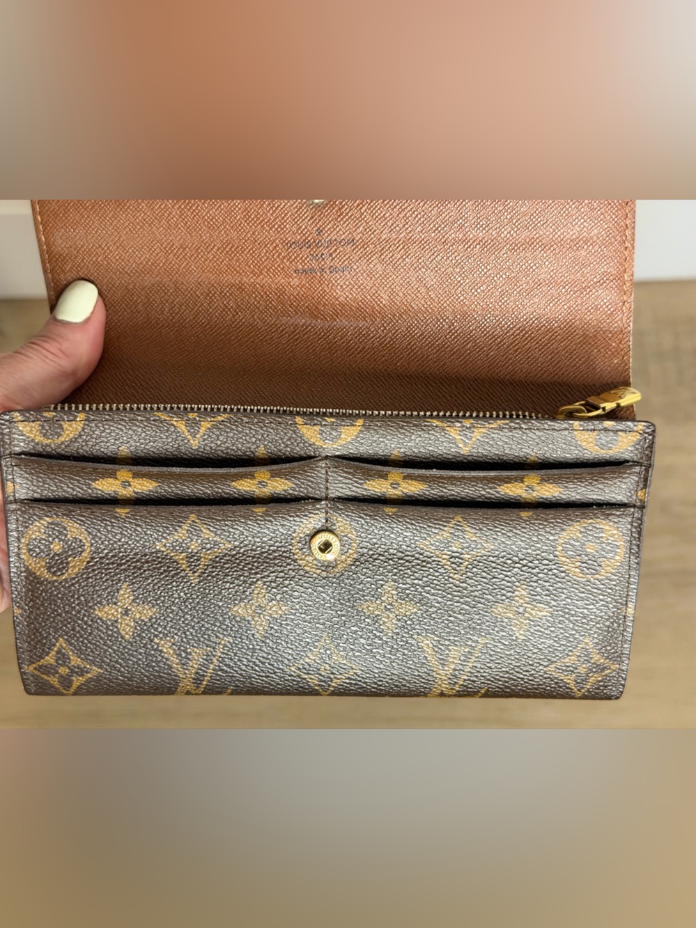 Louis Vuitton Monogram Chain Wallet in Brown with Gold Chain - Picture 2 of 7
